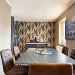 Vakantiehuis Wild&cozy Mit Luxurioeser Kueche & Garage *