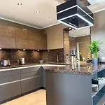 Wild&cozy Mit Luxurioeser Kueche & Garage بيت للعطل بلانكنبرغ