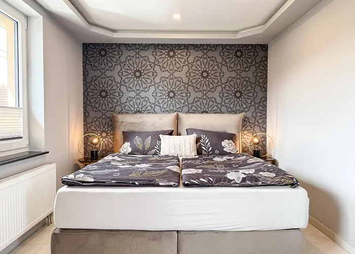 Semesterbostad Wild&cozy Mit Luxurioeser Kueche & Garage *